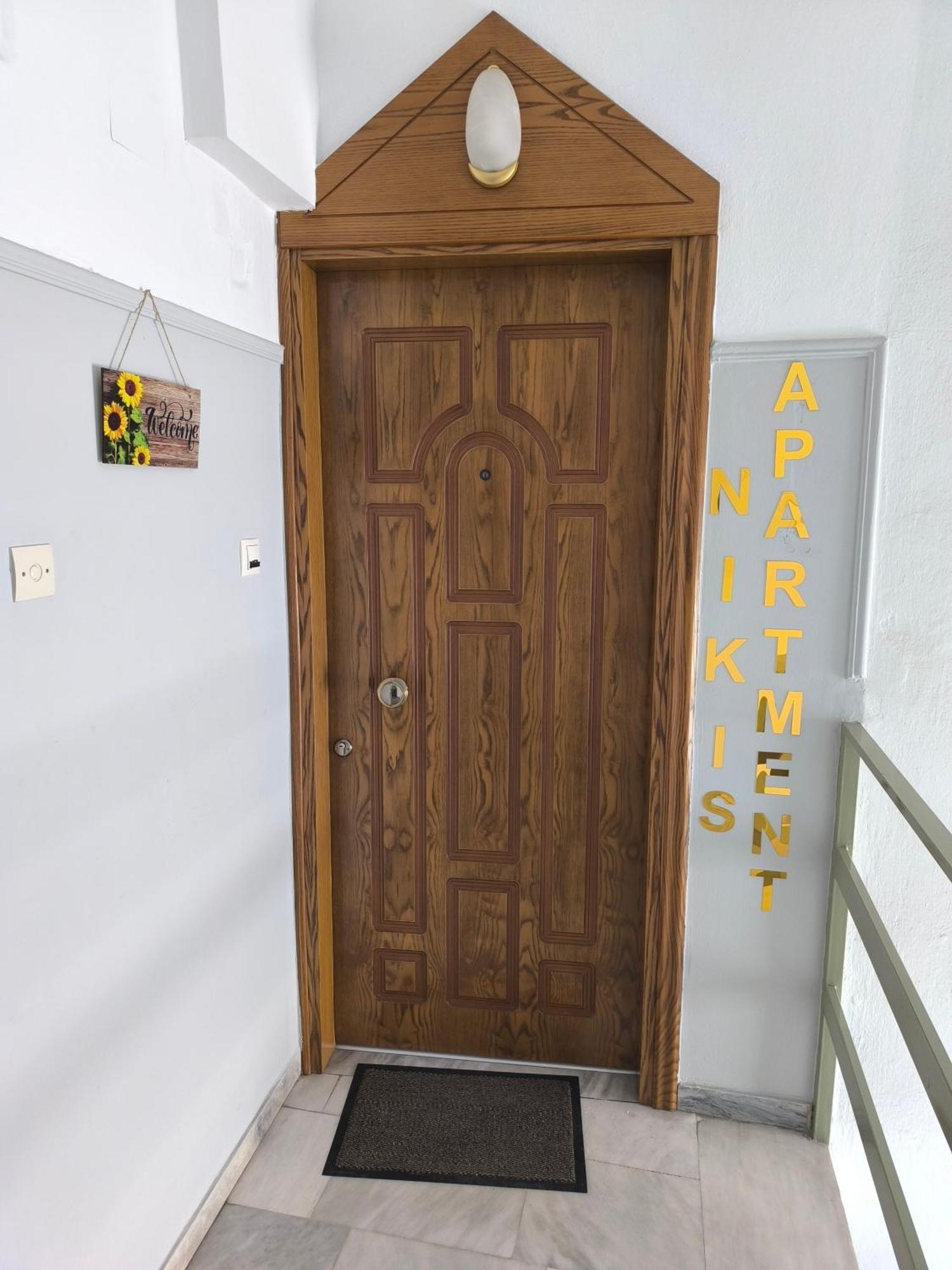 Nikis Apartment Larissa Ngoại thất bức ảnh
